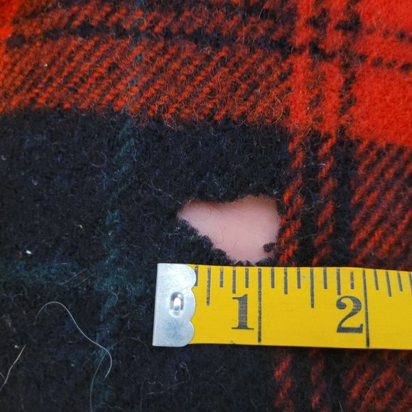 1950s Pendleton Robe In A Bag Designer Throw Blanket Red Black Wool Plaid Fringe - Picture 11 of 16